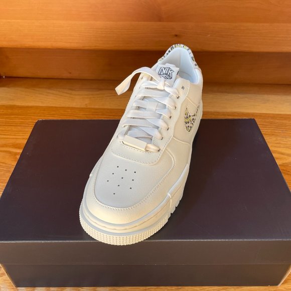 Last Pair!!!!Nike Air Force 1 Pixel SE Sneaker from NIKE - Picture 4 of 10